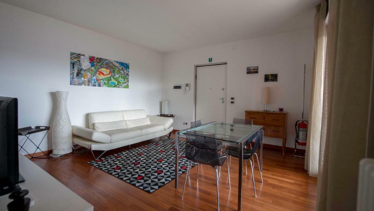 B&B Pierpy Appartamento Pescara Mare Exterior photo